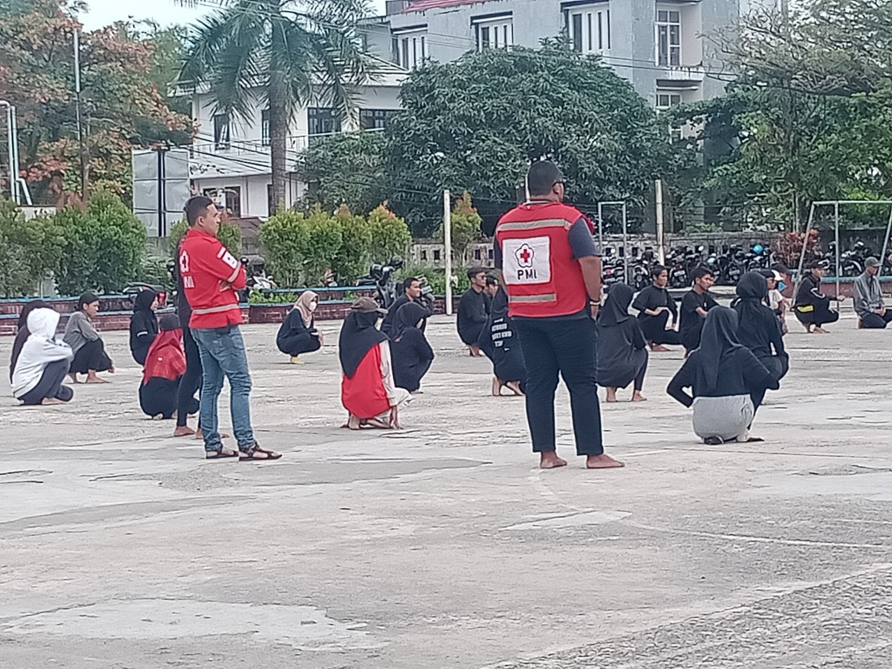 PENDIDIKAN & PELATIHAN