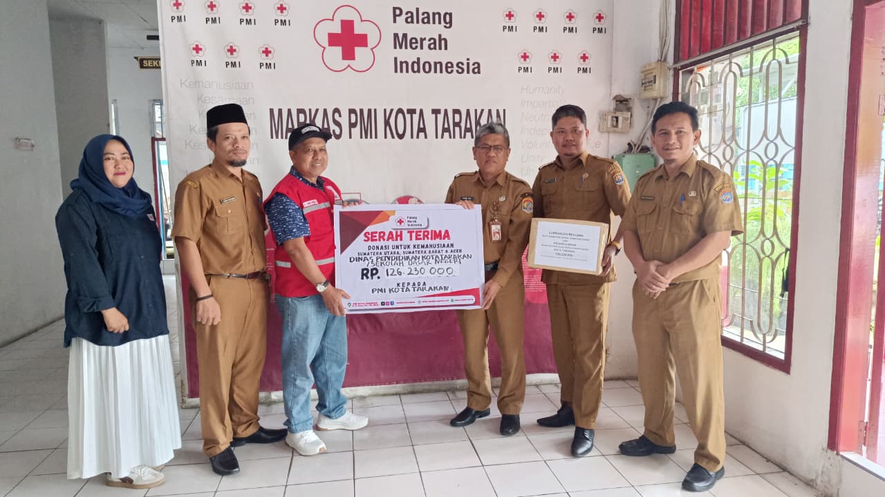 DINAS PENDIDIKAN KOTA TARAKAN SERAHKAN DONASI KEMANUSIAAN RP.126.230.000 JUTA KE PMI KOTA TARAKAN UNTUK KORBAN BENCANA SUMATERA