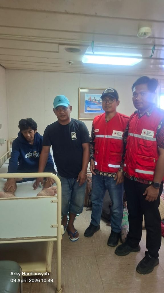 WUJUDKAN KEPEDULIAN, PMI NUNUKAN BANTU PULANGKAN PASIEN