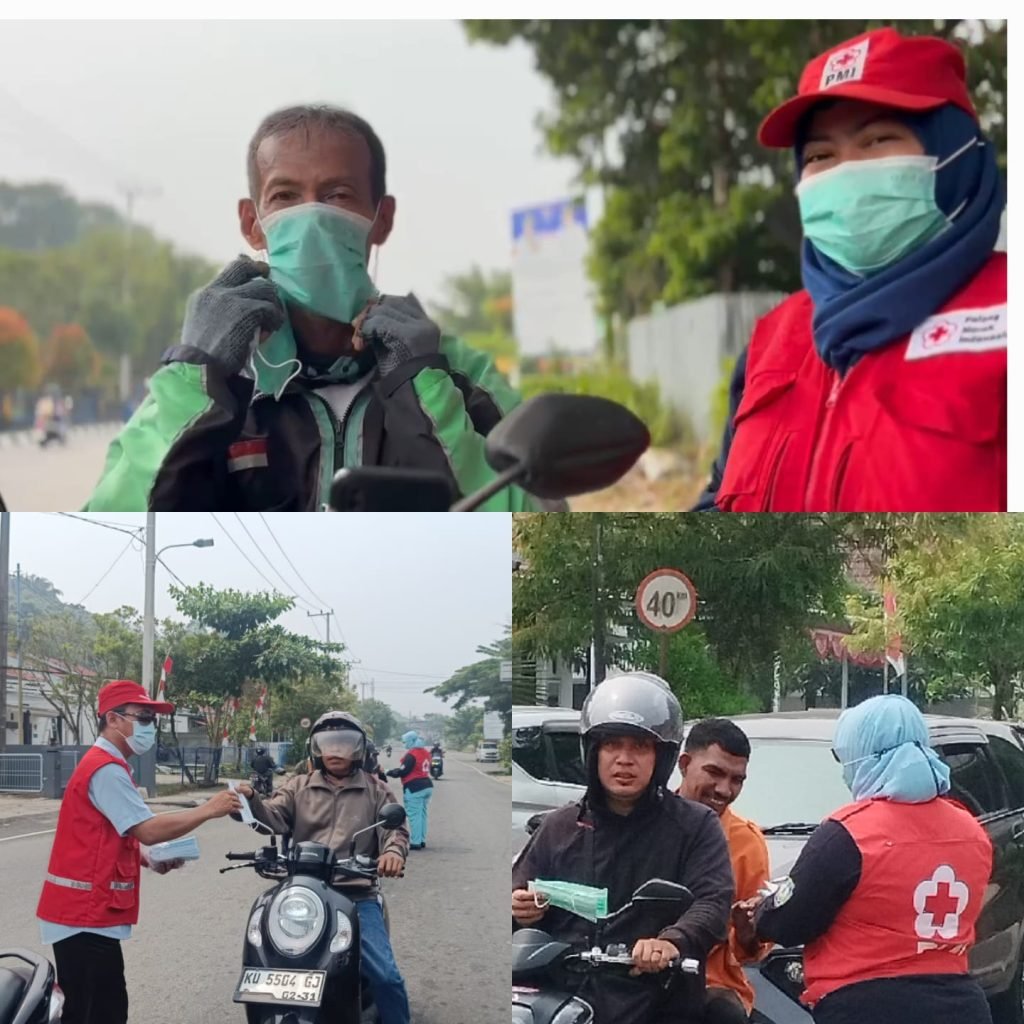 GABUNGAN RELAWAN PMI KOTA TARAKAN BAGIKAN 1.250 MASKER