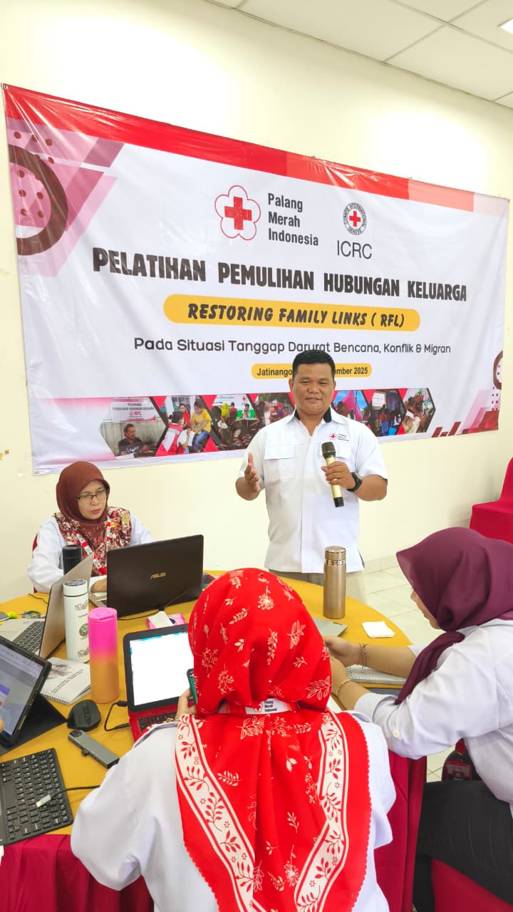 KEPALA MARKAS PMI KALTARA DIPERCAYA JADI PELATIH DI PELATIHAN RESTORING FAMILY LINKS (RFl)
